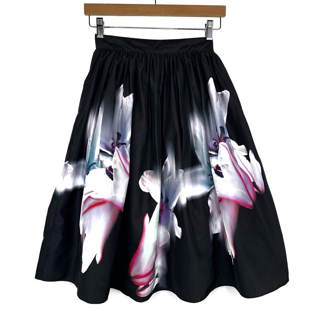 Bebe Multicolor & Black Large Flowers Satin Tulle Floral Midi Skirt Sz 0